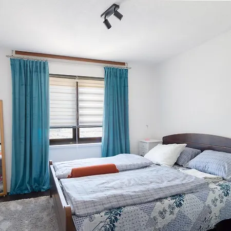 Split House With Private Parking * Sarajevo
