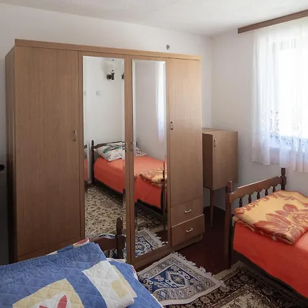 Split House With Private Parking Apartament Sarajewo